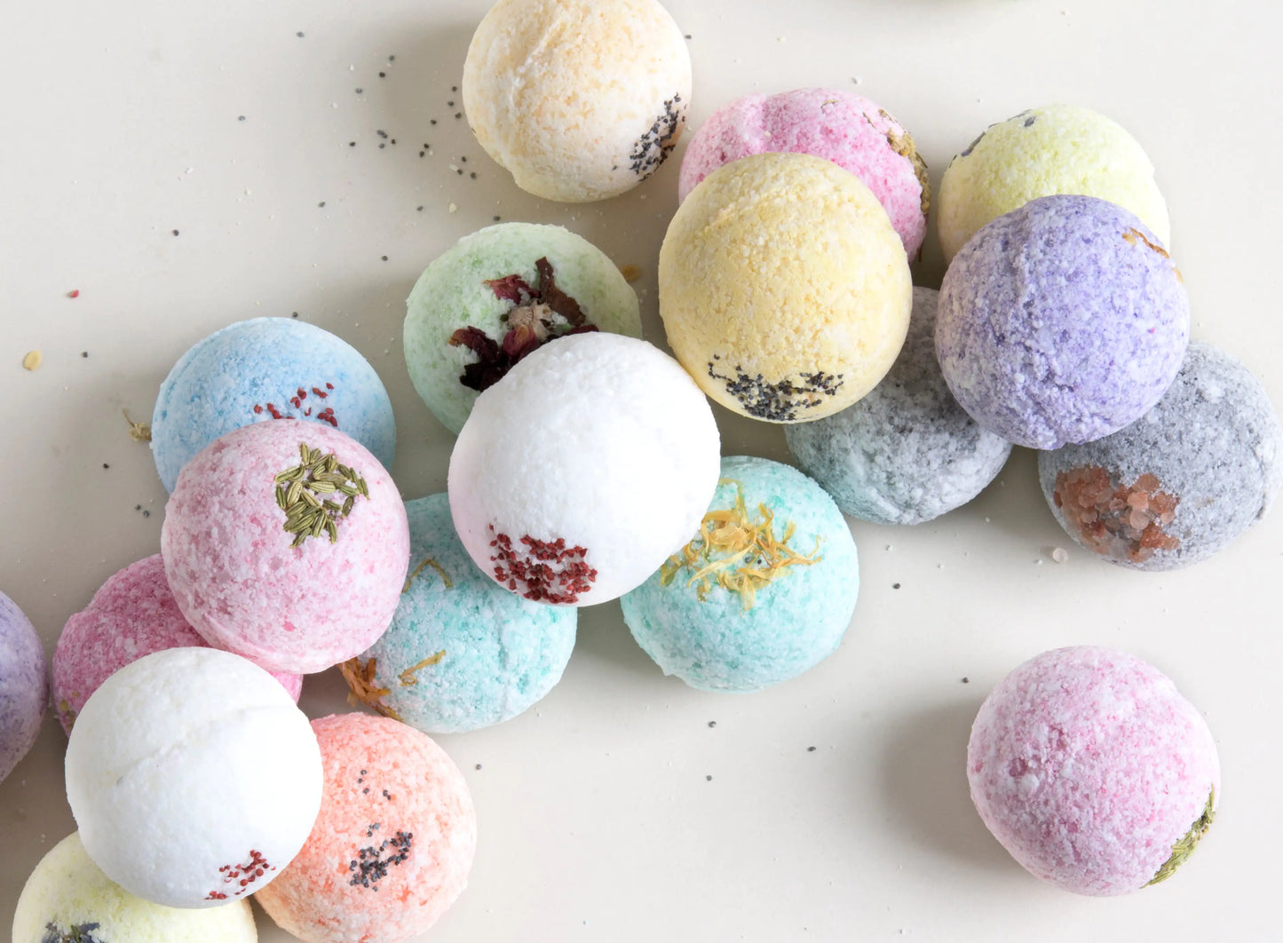 11 BathBombs Gift Box + one Free Bomb to make 12 !!
