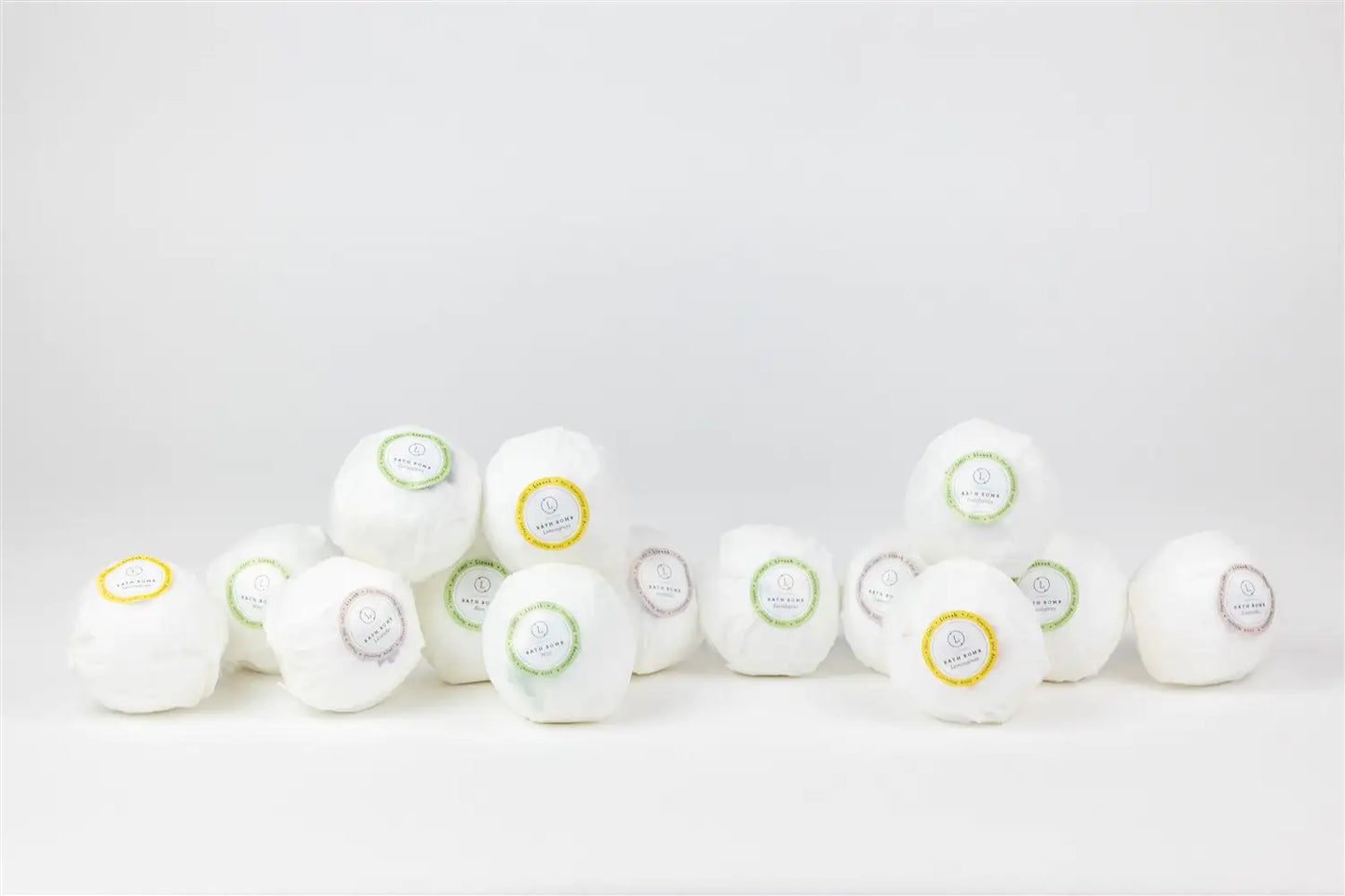 BathBombs, Set of 14 Big 100% Natural Relaxing BathBombs